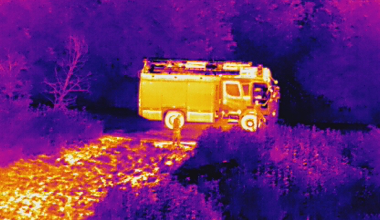 Cámaras térmicas en vuelo nocturno: Guía real